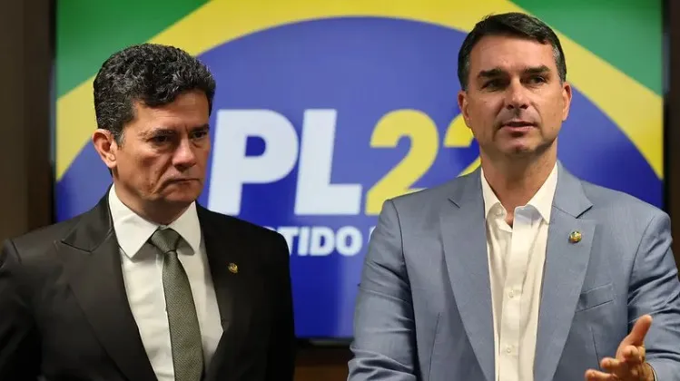 Flávio Bolsonaro agenda visita ao Paraná e reforça articulação política no estado